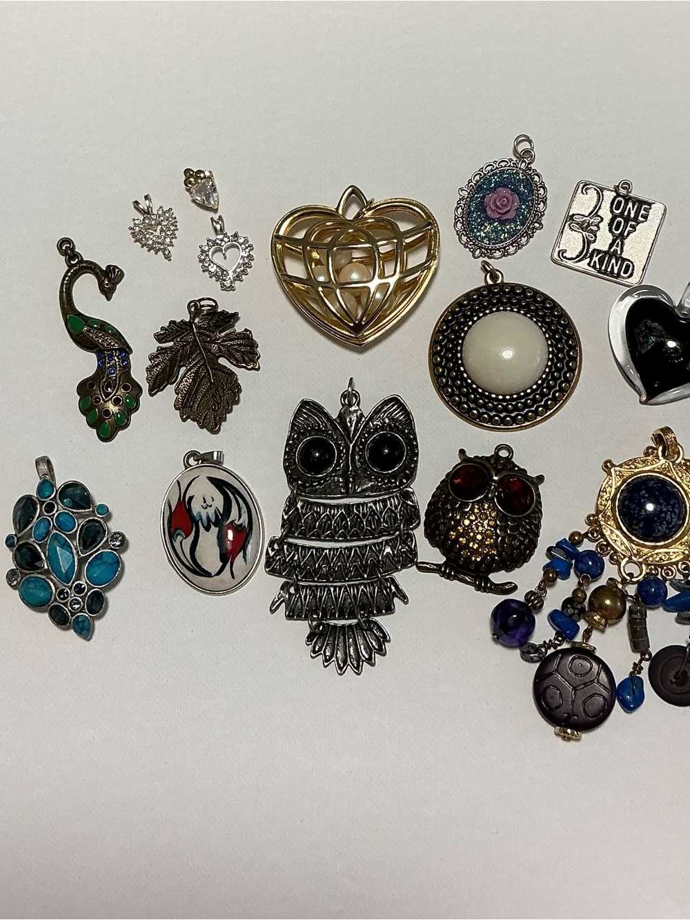 Bundle of 15 Pendants.